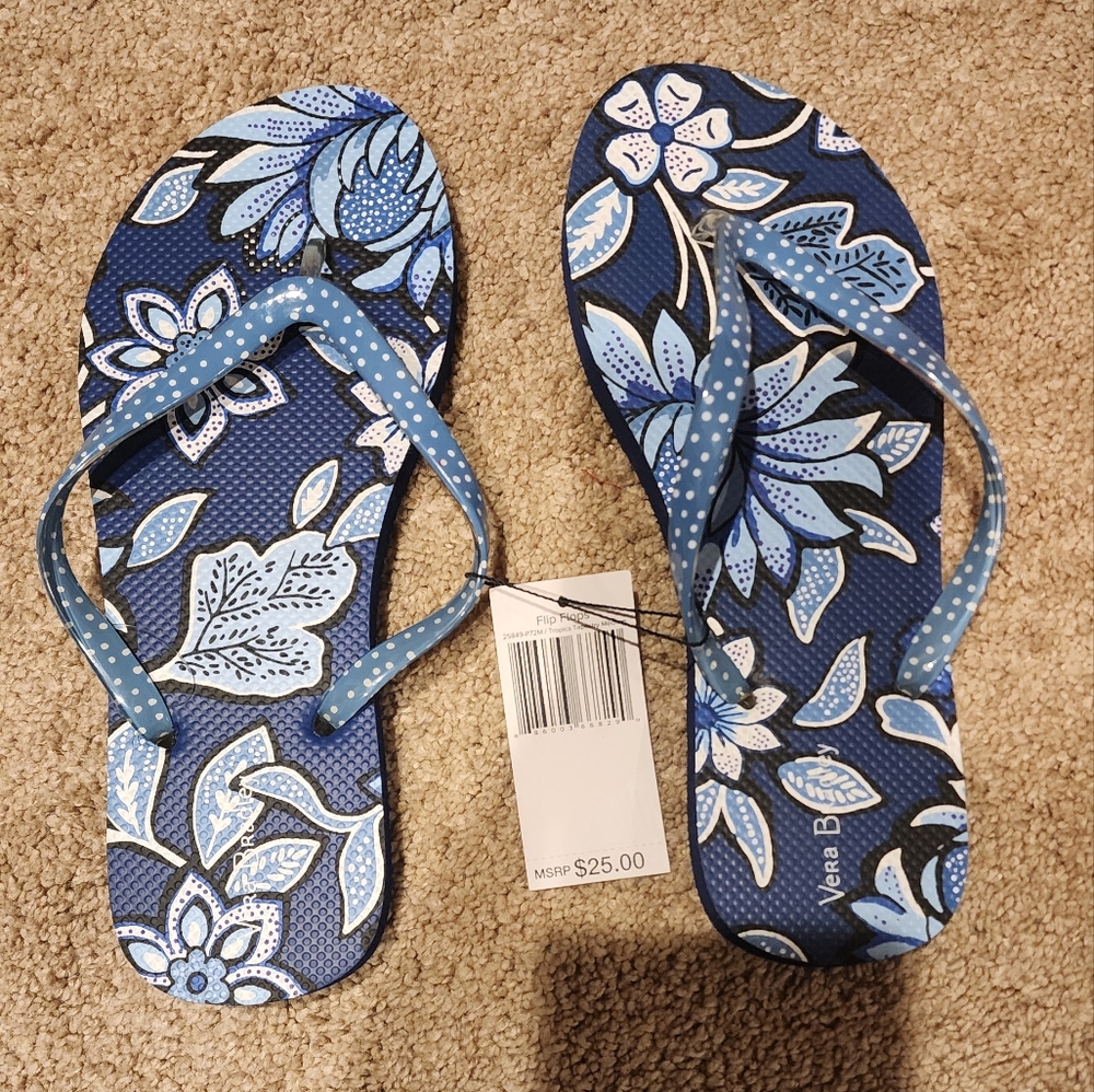 NWT Vera Bradley Tropics Tapestry Flip Flops, Size M (7/8)